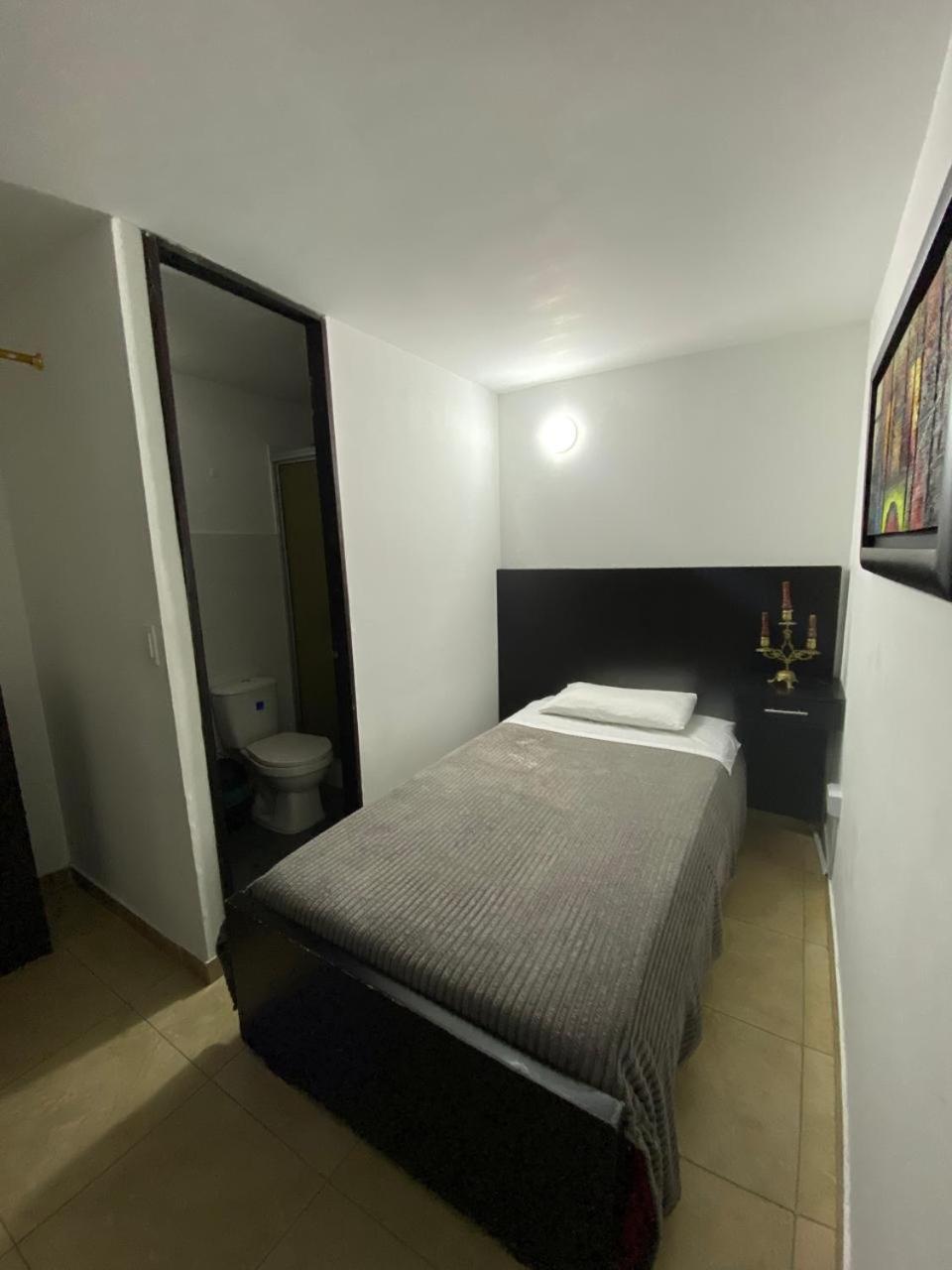 Destino Nomada Calle 11 N 1-38 Bogotá Zewnętrze zdjęcie